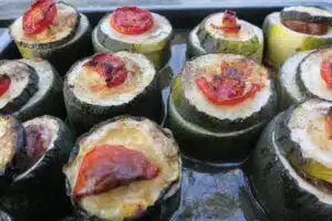 Courgettes farcies en rondelles cuitent