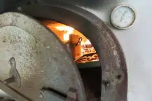 Aperçu cuisson dans four Poulet Cuit au four à Bois